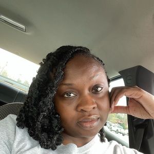 Meet your Posher, Kameka